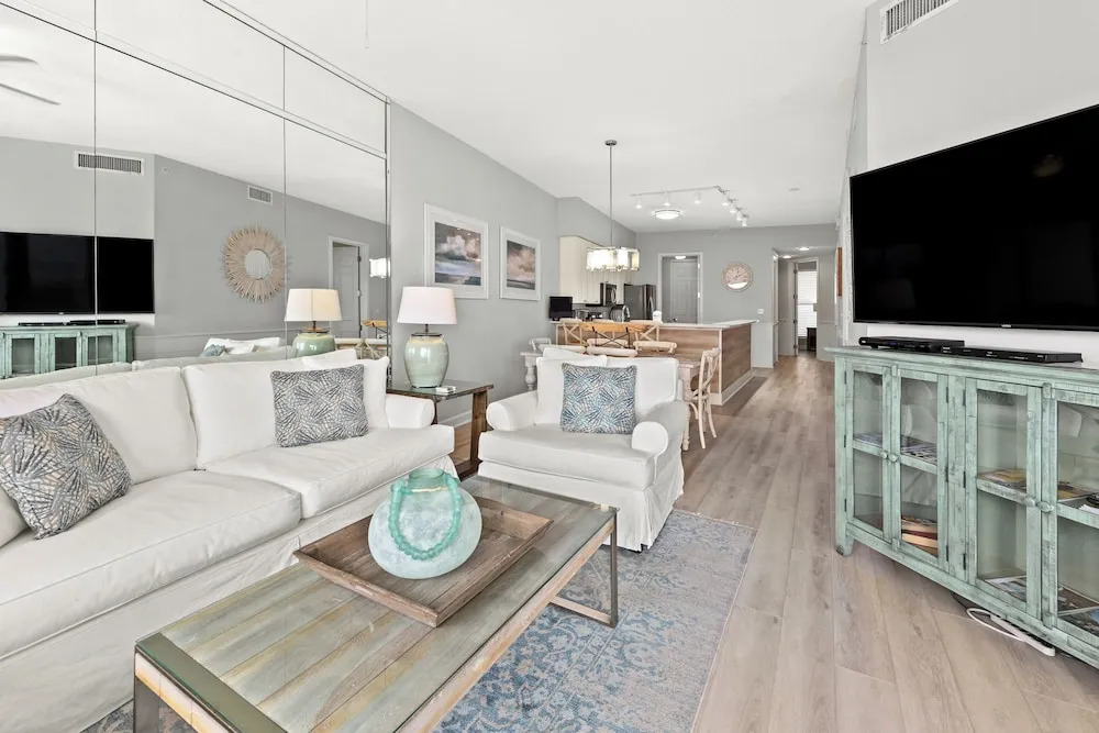 NEWLY RENOVATED! Breathtaking views! Fourth Floor! Pools! Grill! Beach Chairs