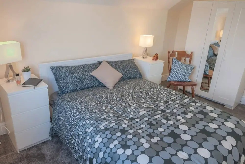 2 Bedroom Apartment Sleeps 3 In The City Centre