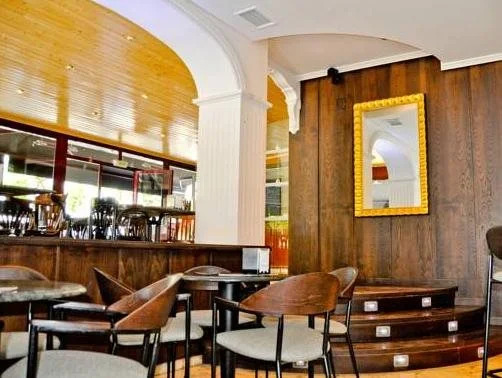 Hostal La Rotonda