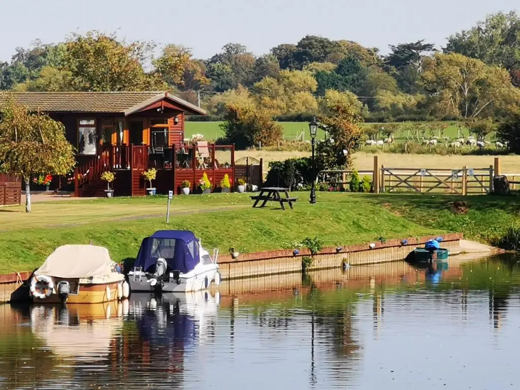 Bend in the River Lodge