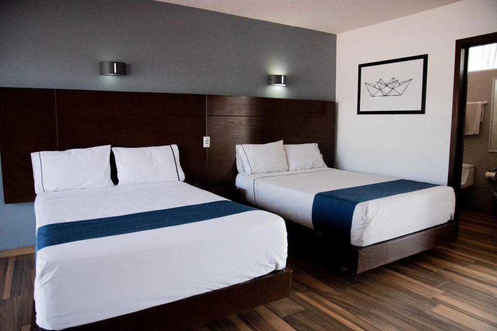 Hotel Expo Plaza Business and Family Guadalajara