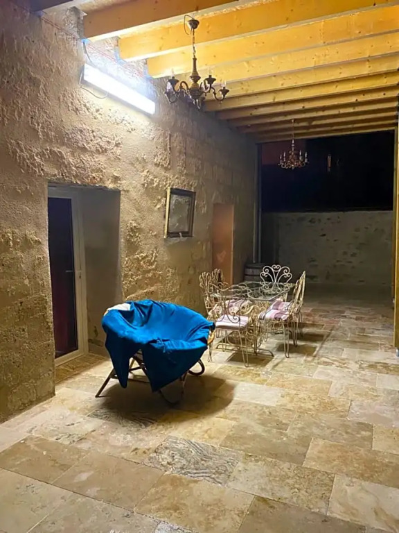 Chambre et belle terrasse
