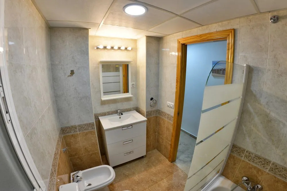 Apartamentos Vela y Serna - WONDERSTAYS