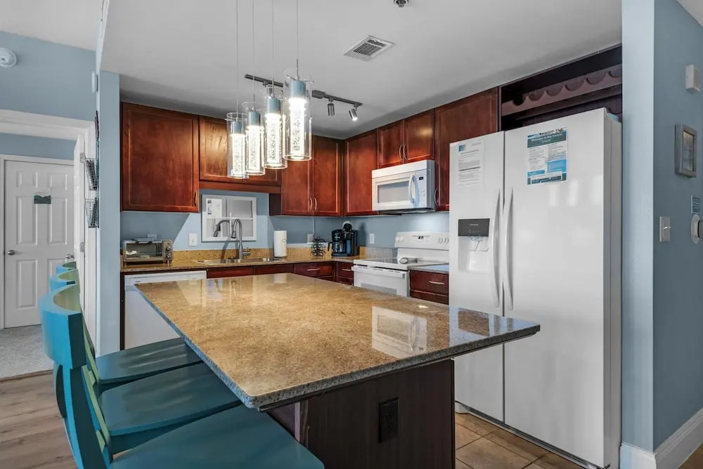 Laketown Wharf 1626