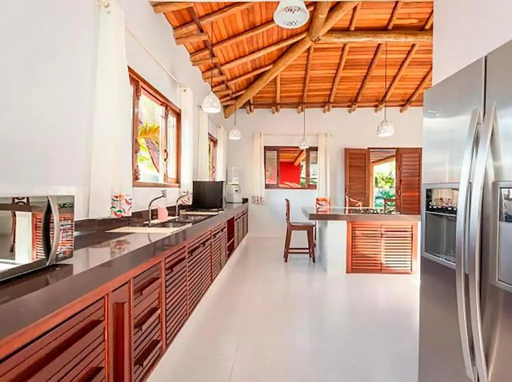 Casa de alto padrao com lazer completo em Trancoso