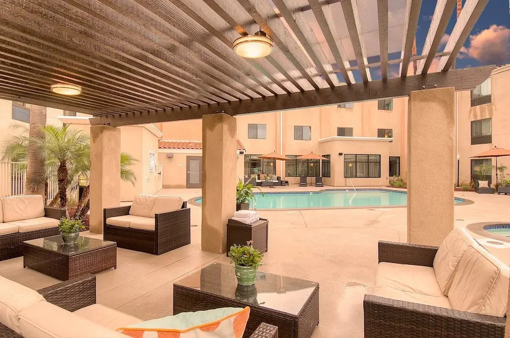 Quality Inn & Suites North- Legoland Area