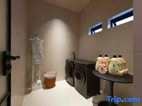 Yichuan·Hoshino | Mountain View Sunshine Golden Peak · Designer Homestay