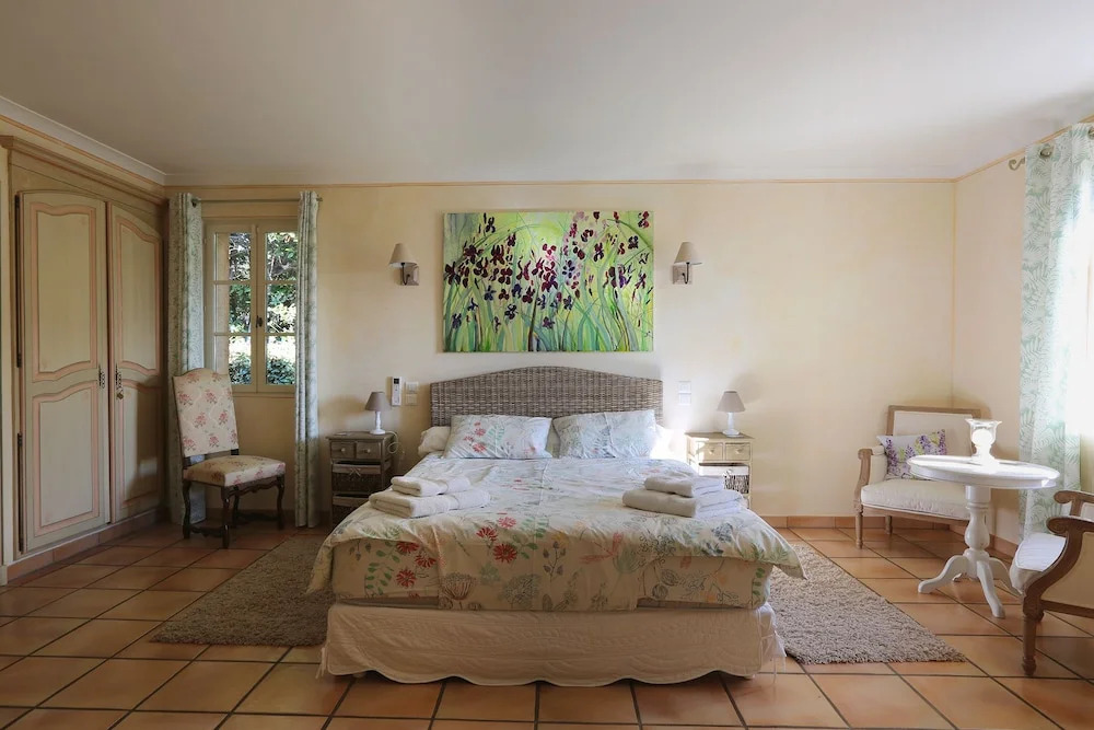 Villa Jas Fontaine by Villa Plus
