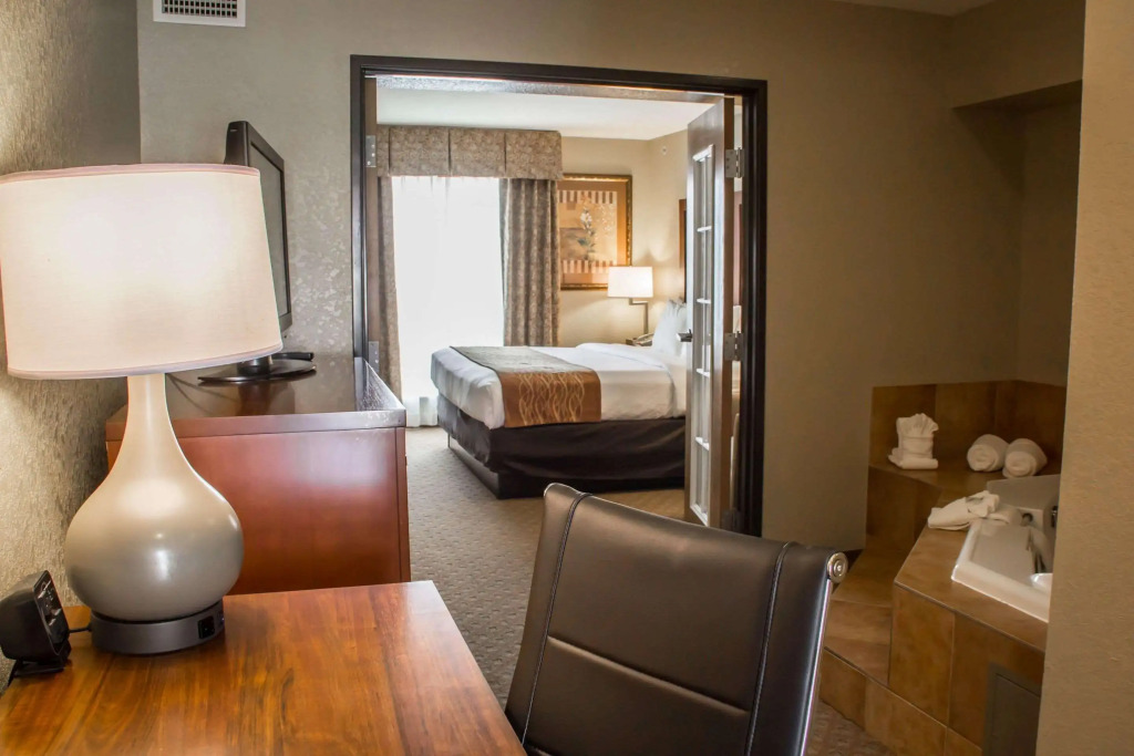 Comfort Suites San Antonio SeaWorld - Lackland AFB
