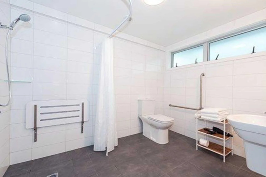 Clarion Suites Ambassador