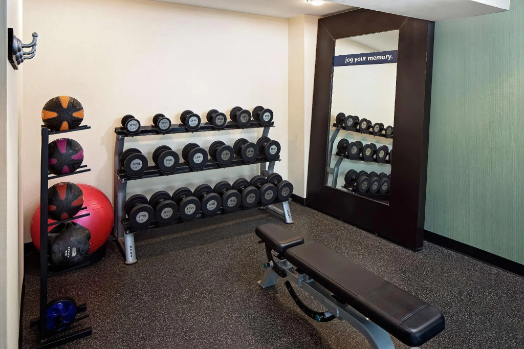 Hampton Inn Long Island/Islandia