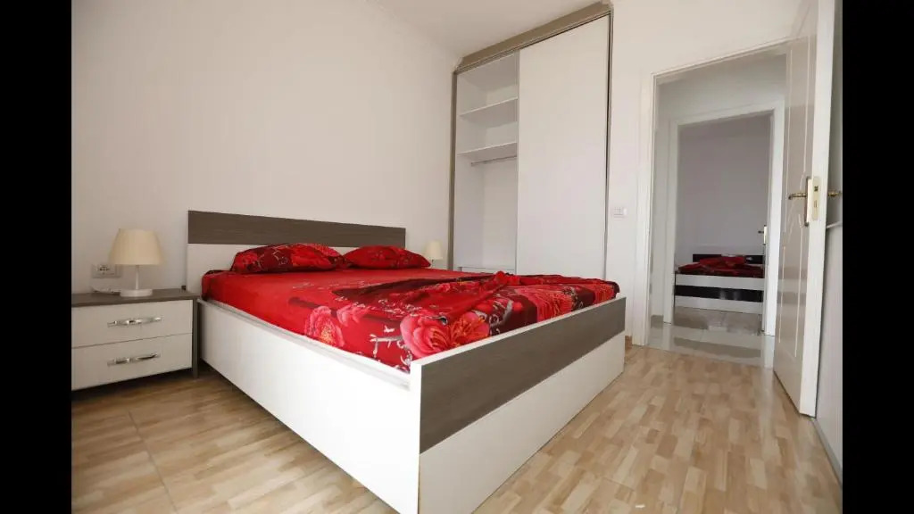 Sion Sarande Apartment 33