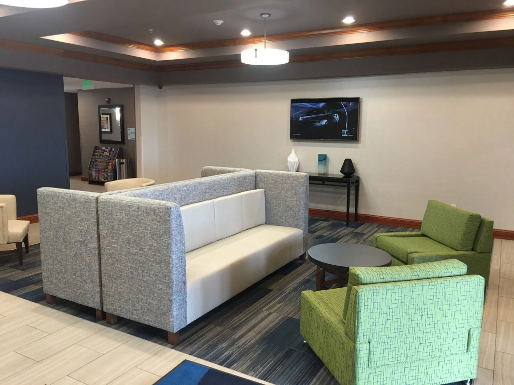 Holiday Inn Express Hotel & Suites Limon I-70 by IHG