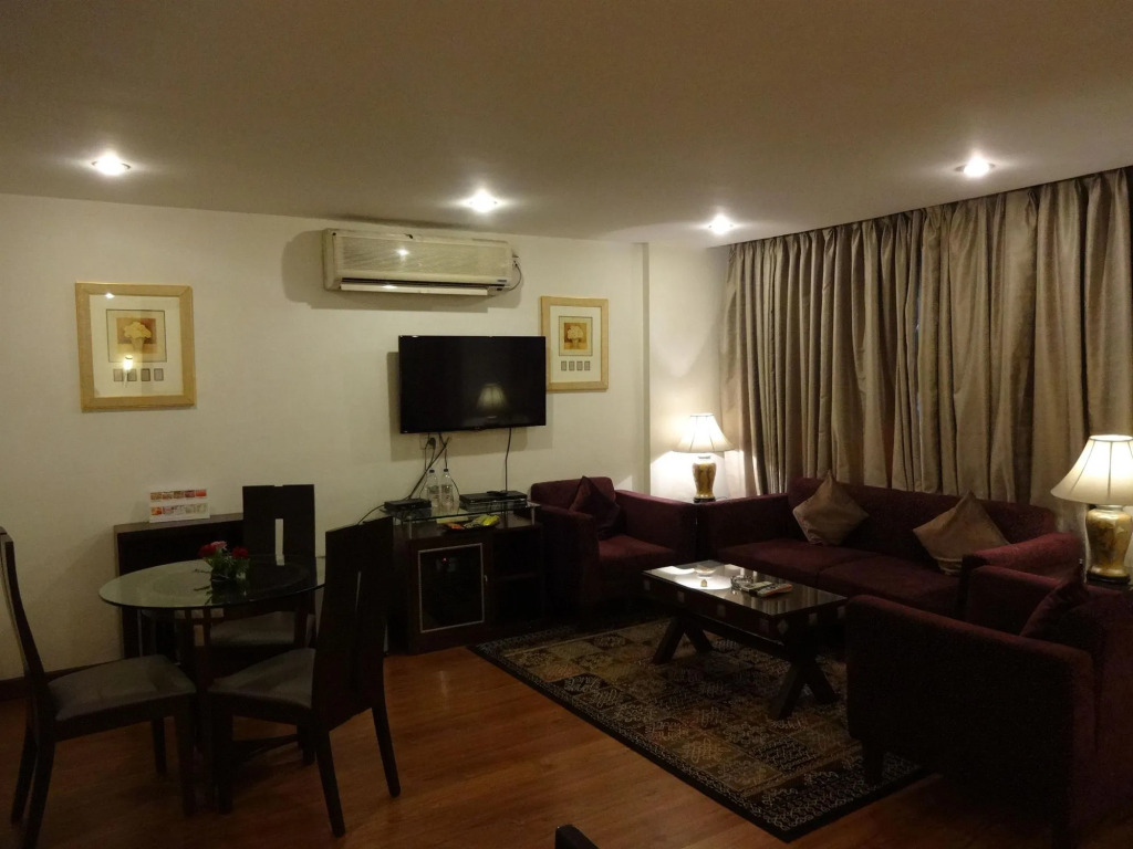 The Hotel Hindusthan International