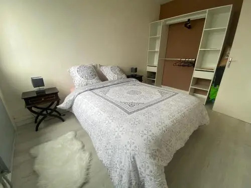 Bel Appartement Avec Parking Gratuit