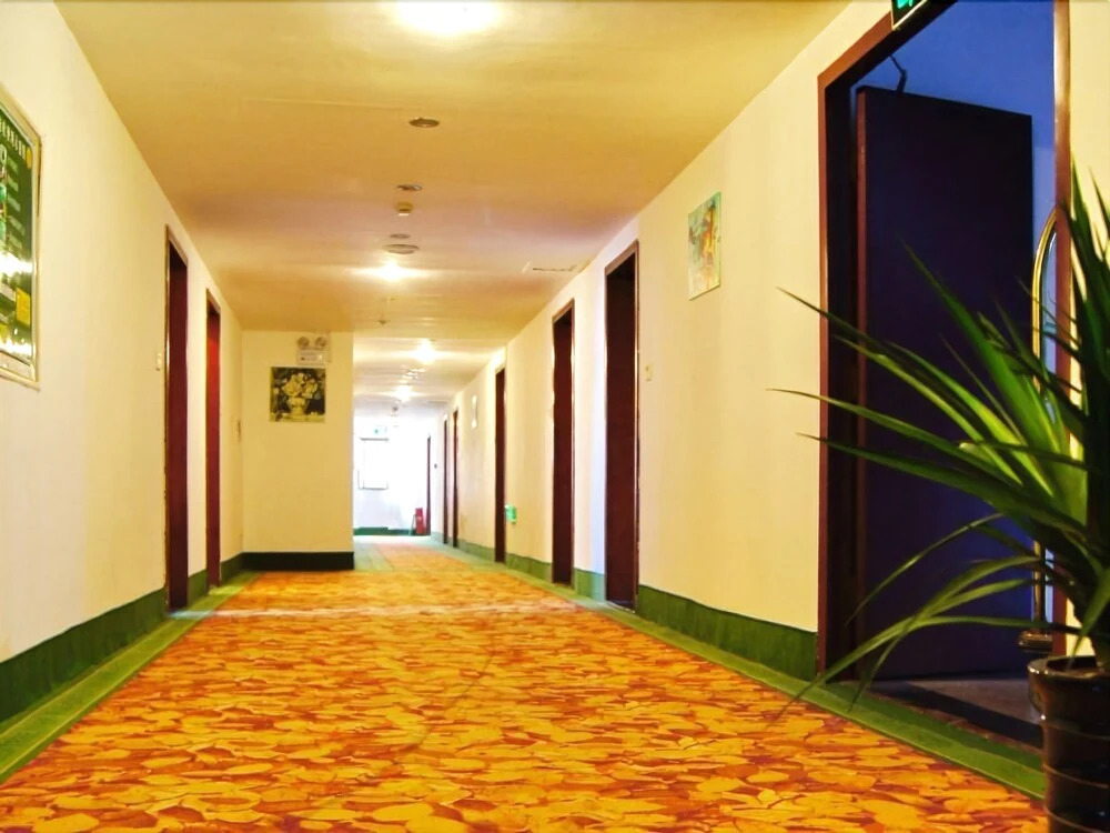 GreenTree Inn Luoyang Peony Square