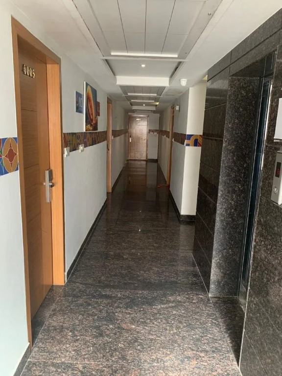 Hotel Banz Near Indira Gandhi Airport Delhi