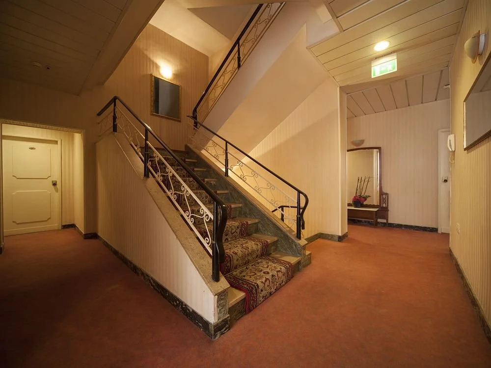 Hotel Aquila DOro