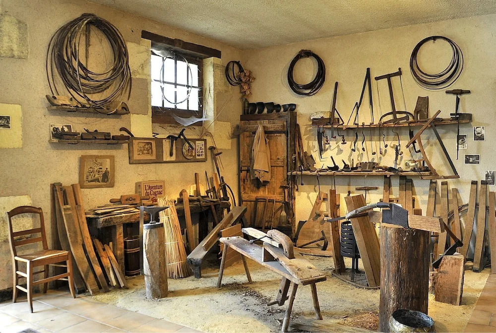 Le Logis Des Bessons