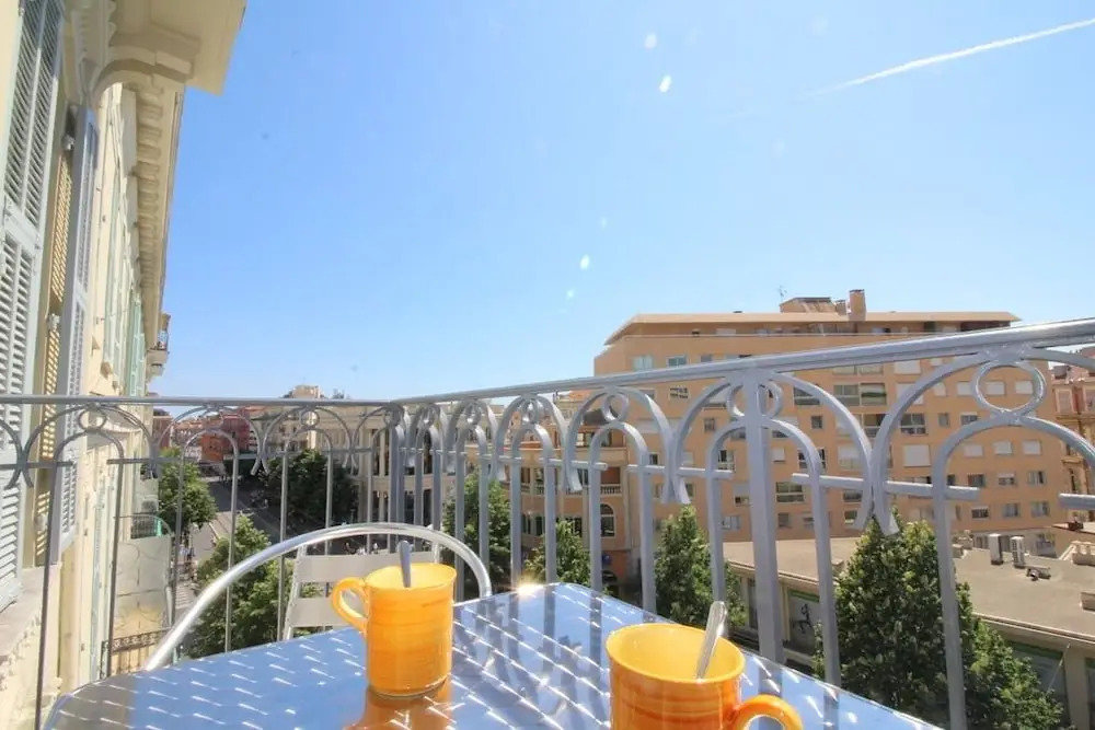 Nice Booking-Victoire-Massena Balcon