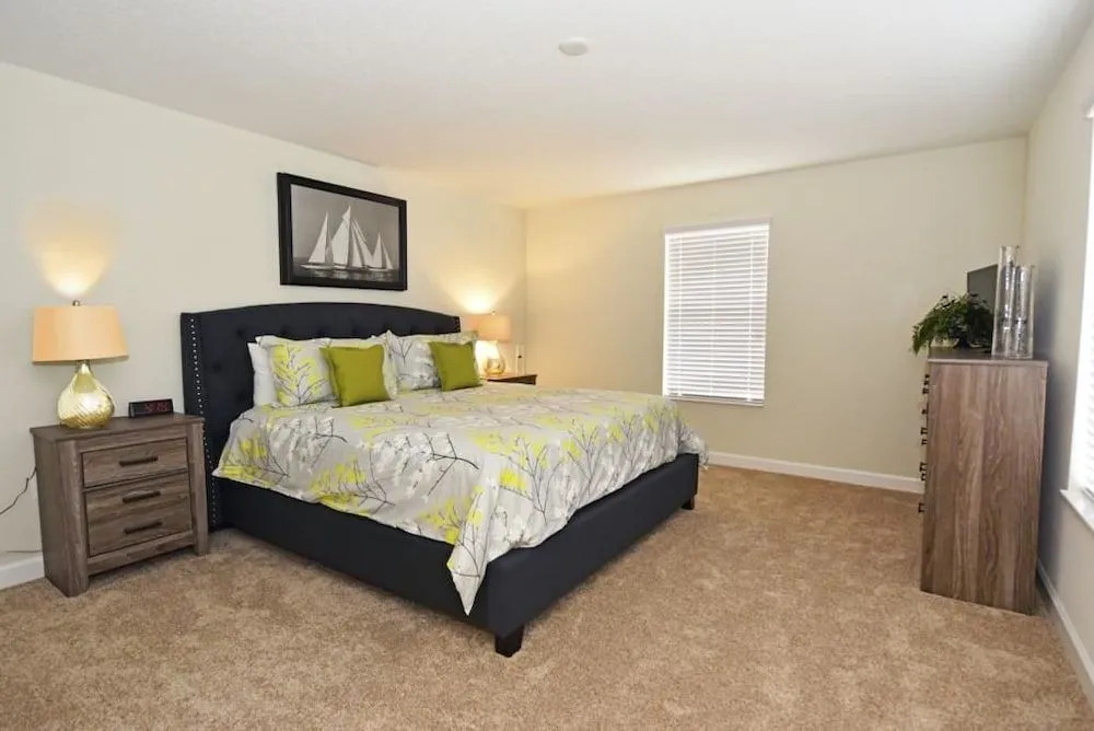 5439 Solterra House 5 Bedroom by Florida Star