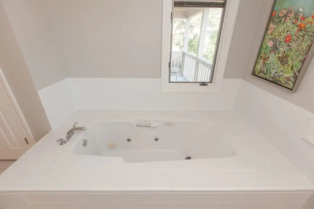 8707 Atlantic Ave Home 5 Bedrooms 4 Bathrooms Home