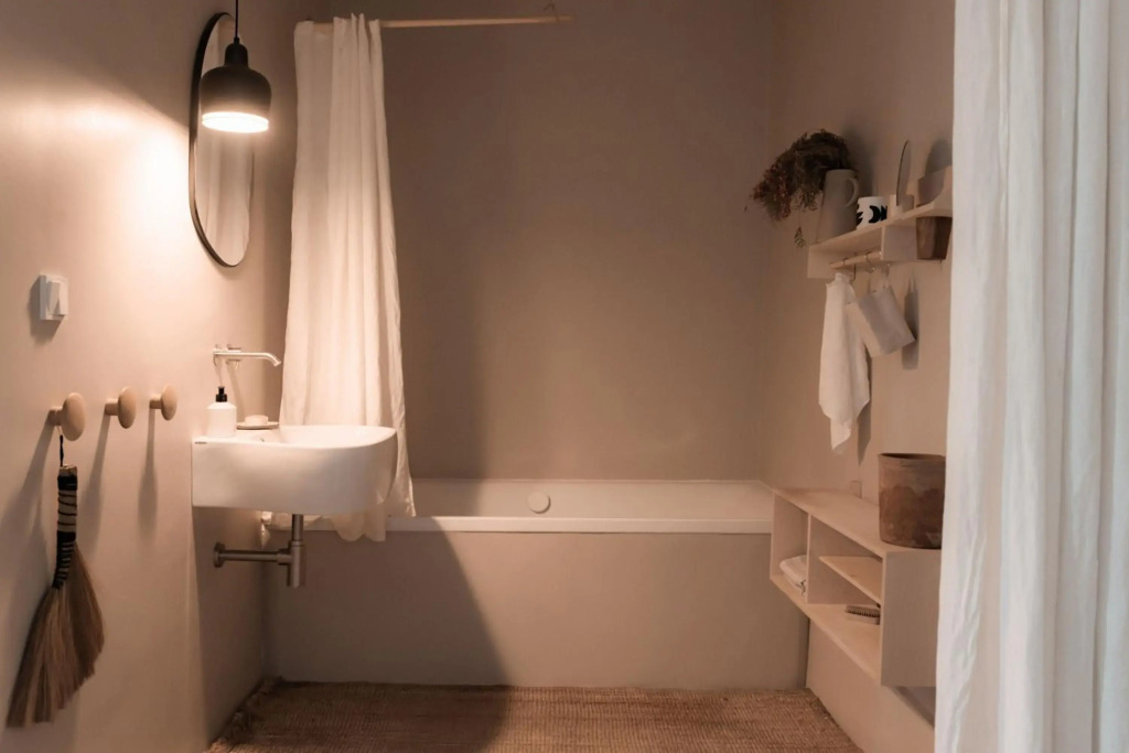 Stylish apartment near the historic center