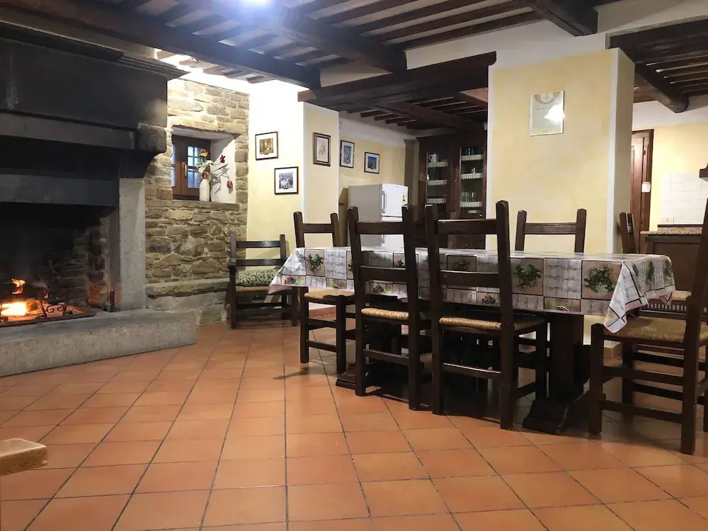 Farmhouse in Apecchio with Swimming Pool, Terrace, Garden