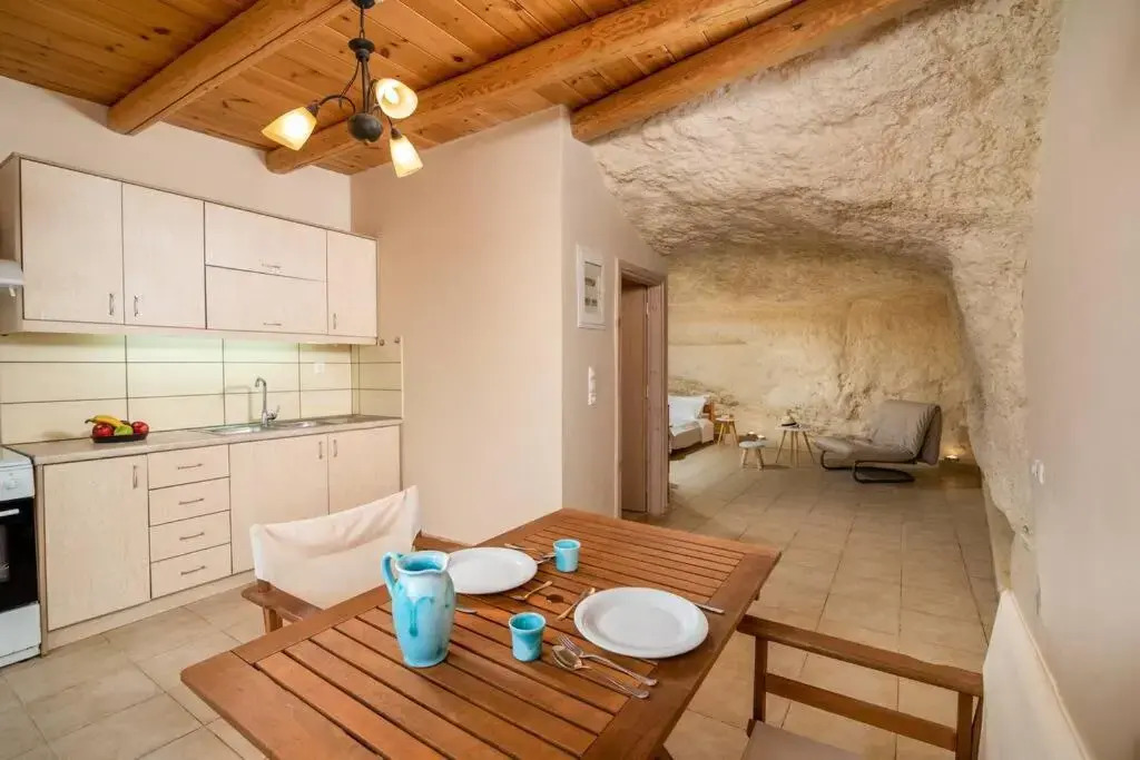 Nostos Cave Seaview Apartment