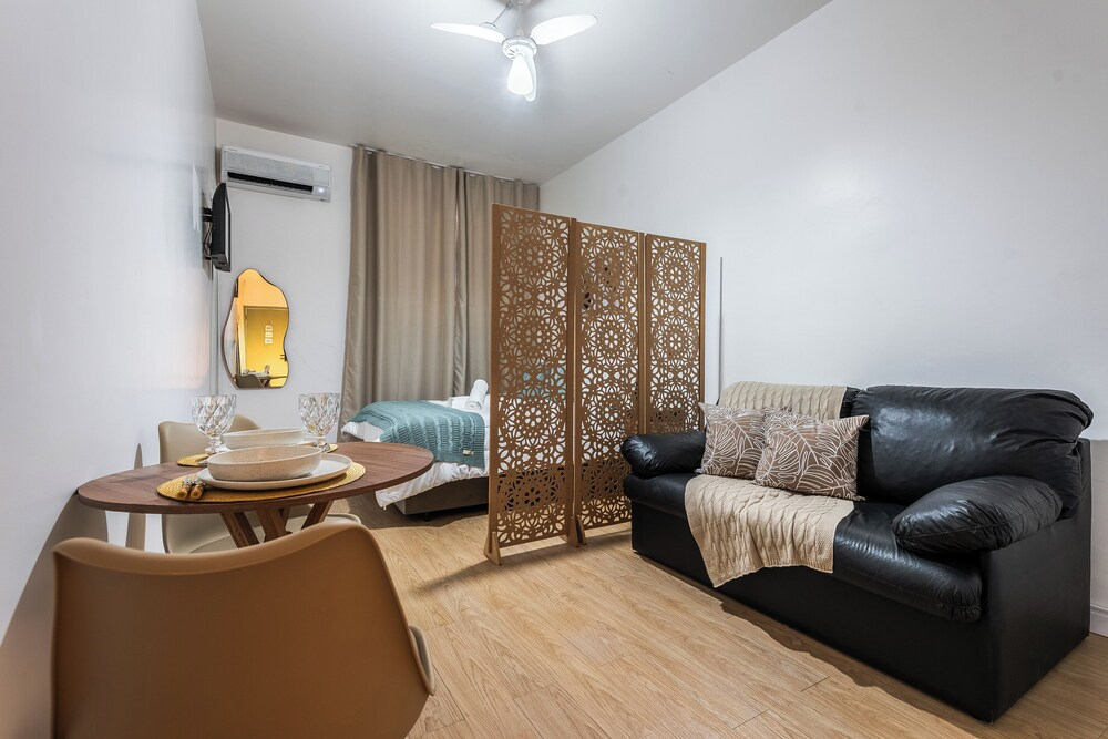 StayHome 1min da Praia | São Vicente SP | Família ou Casal