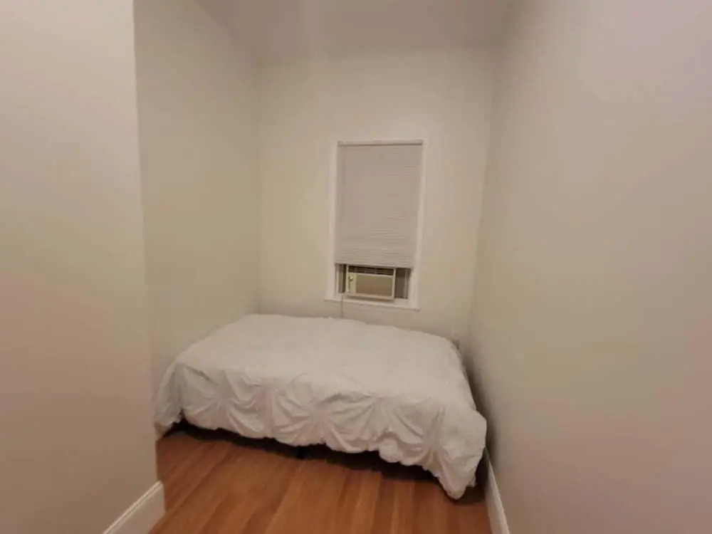 Bedrooms Near Fenway & Downtown Boston