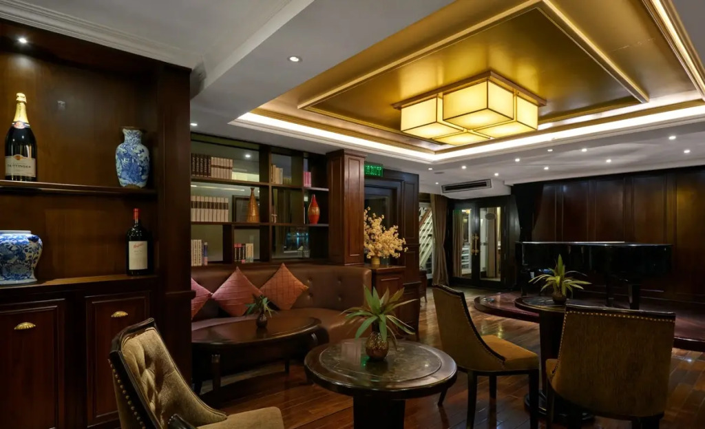 Paradise Elegance Cruise Halong