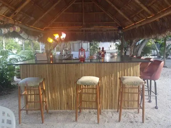 Tropical Cottages