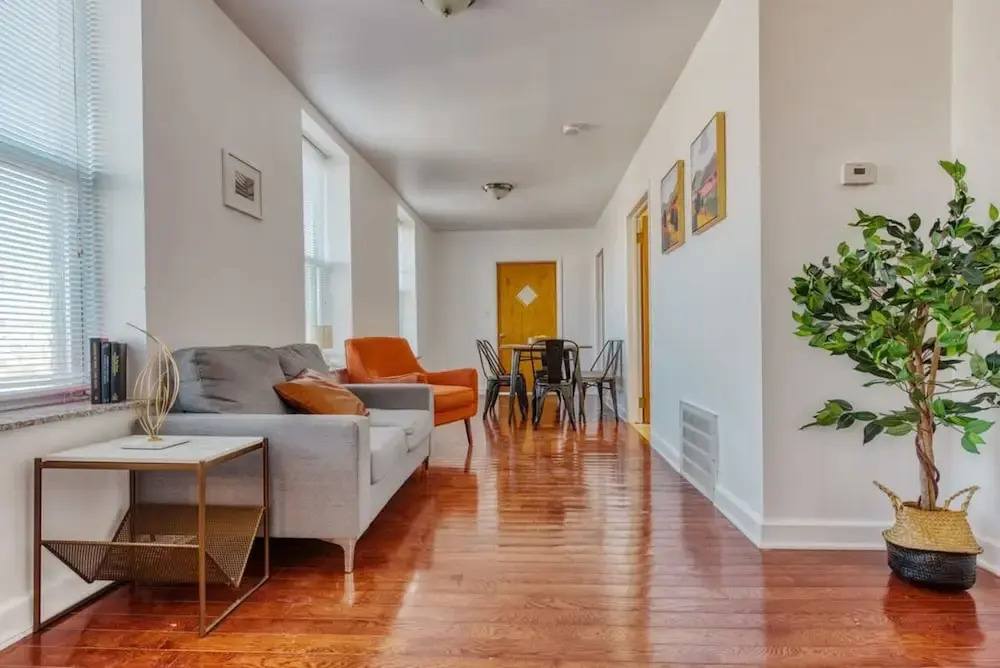 Stairway 3BR Apt w W D Home Theater