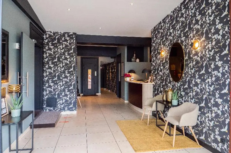 Le Boeuf Couronné - Hôtel & Restaurant Chartres- Logis Hotels