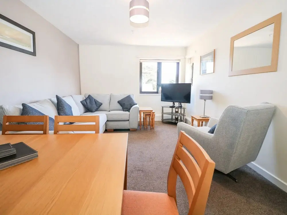 Marine Court Three Bedroom Second-floor Apartment 34
