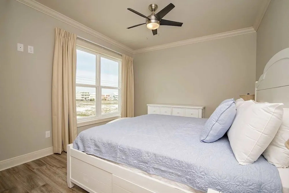 Sandy Castle Beach Home 4 Bedrooms 3 Bathrooms Home