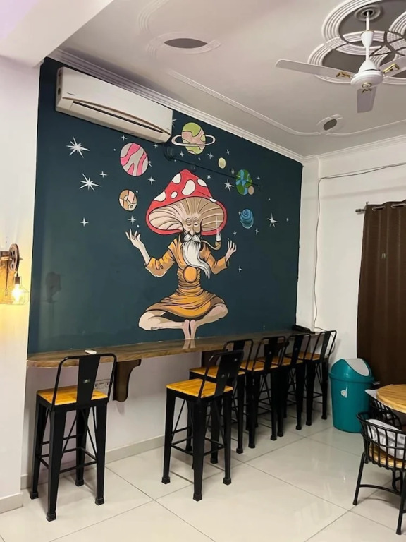 Blue River Hostel, Rishikesh