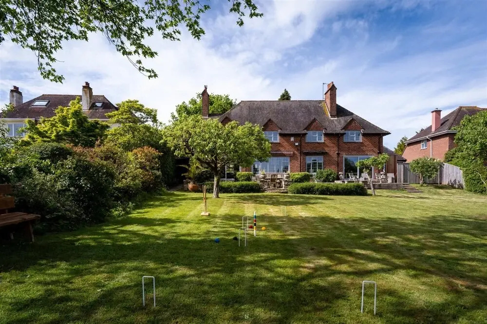 Rydon Court - Luxury Family Home With Extensive Views Over Exeter Golf Course