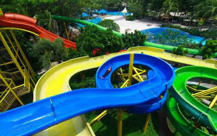 Theme Park & Resort Hotel Pantai Cermin