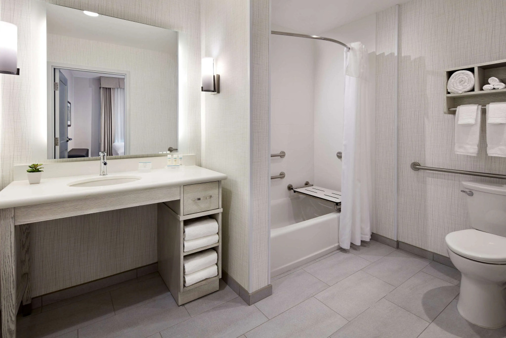 Homewood Suites By Hilton Long Beach Airport