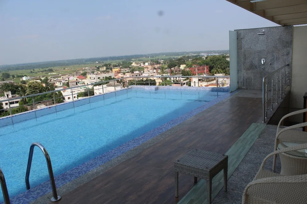 Pearltree Hotels And Resorts