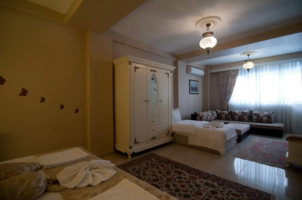 Safran Suites