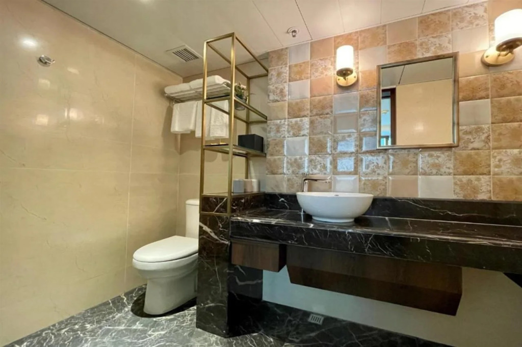 Lander Grand Hotel