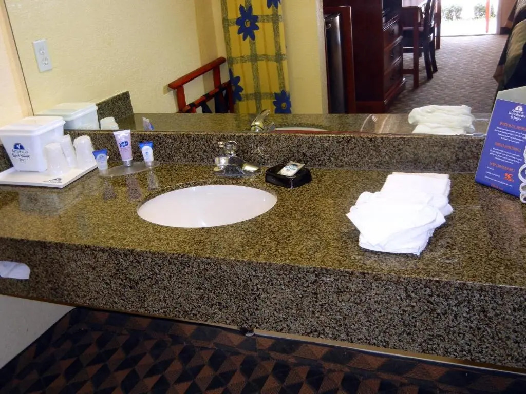 Americas Best Value Inn & Suites-Alvin/Houston