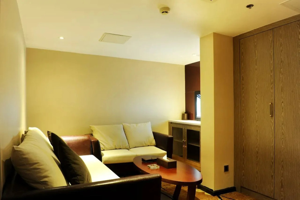 Peking Uni Hotel (Shijingshan Wanda Plaza)