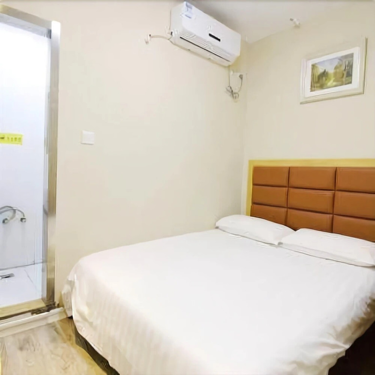 Starway Hotel Qingdao Middle Xianggang Road