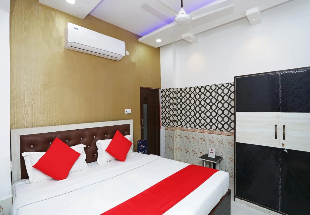 Tripathi Guest House by OYO Rooms