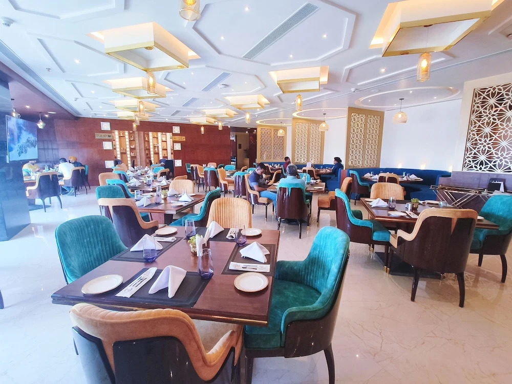 Mariton Hotel
