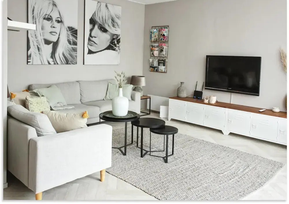 Holiday Home in Yn e Lijte With Water Sports